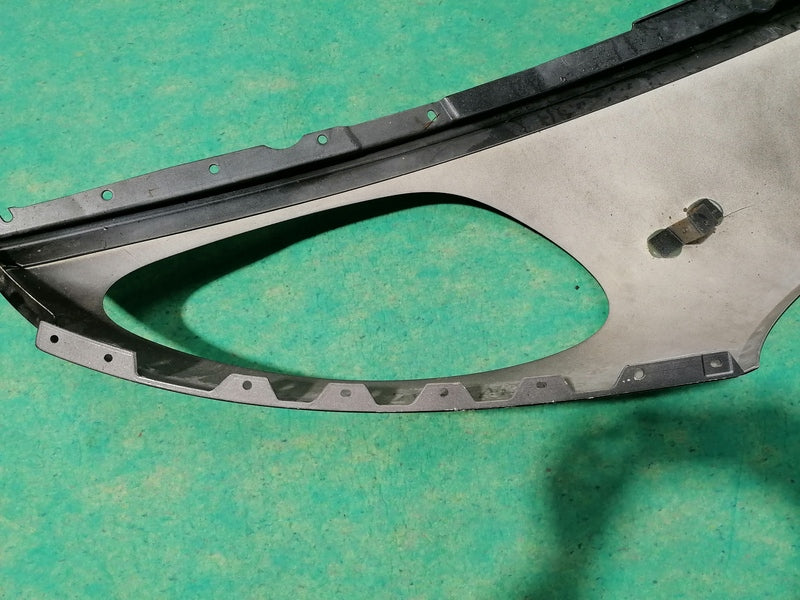 RIGHT FRONT WING FENDER ASSEMBLY