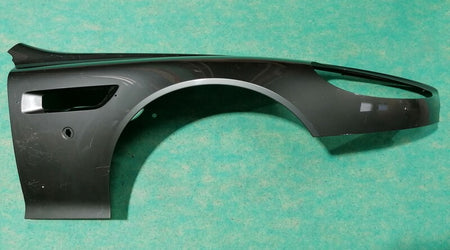 RIGHT FRONT WING FENDER ASSEMBLY