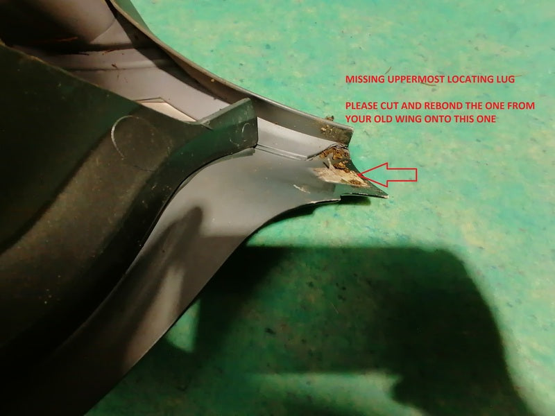 RIGHT FRONT WING FENDER ASSEMBLY