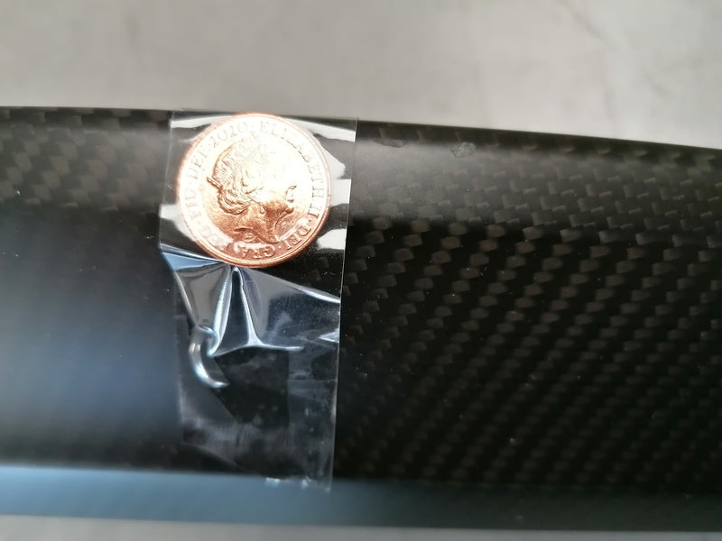 CARBON FIBRE RIGHT SIDE CANTRAIL FINISHER