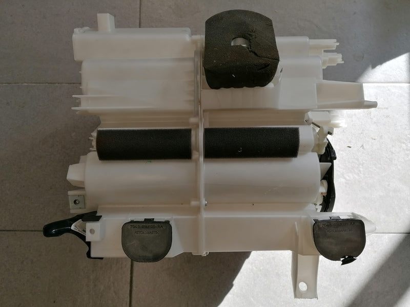 Image of HEATER UNIT LEFT HAND DRIVE