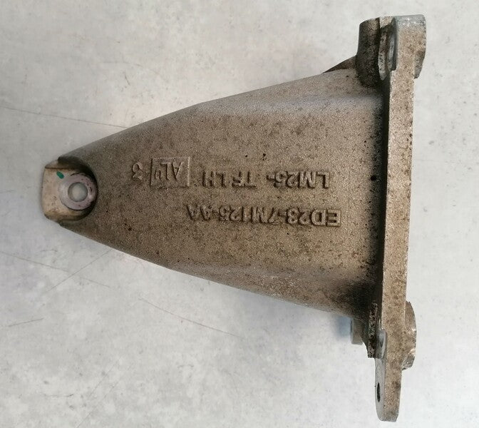 Image of LEFT REAR SUBFRAME GEARBOX TRANSMISSION MOUNT