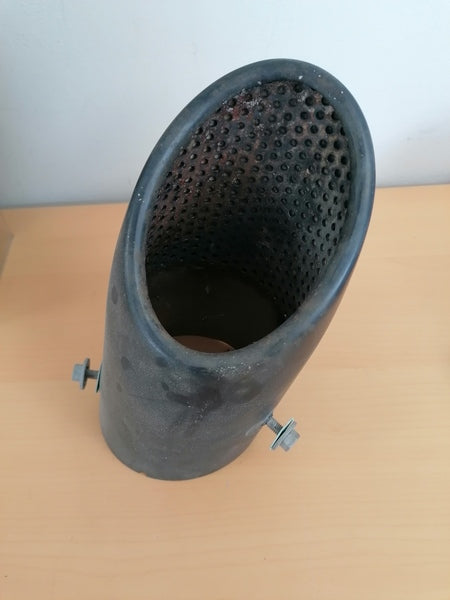 REAR LEFT HAND OUTBOARD TAIL PIPE FINISHER