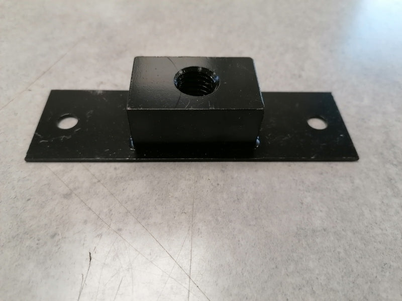 Image of REAR SUBFRAME MOUNTING NUTPLATE
