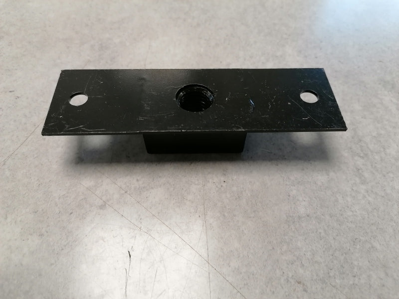Image of REAR SUBFRAME MOUNTING NUTPLATE