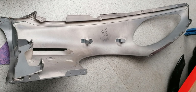 LEFT SIDE FRONT WING FENDER