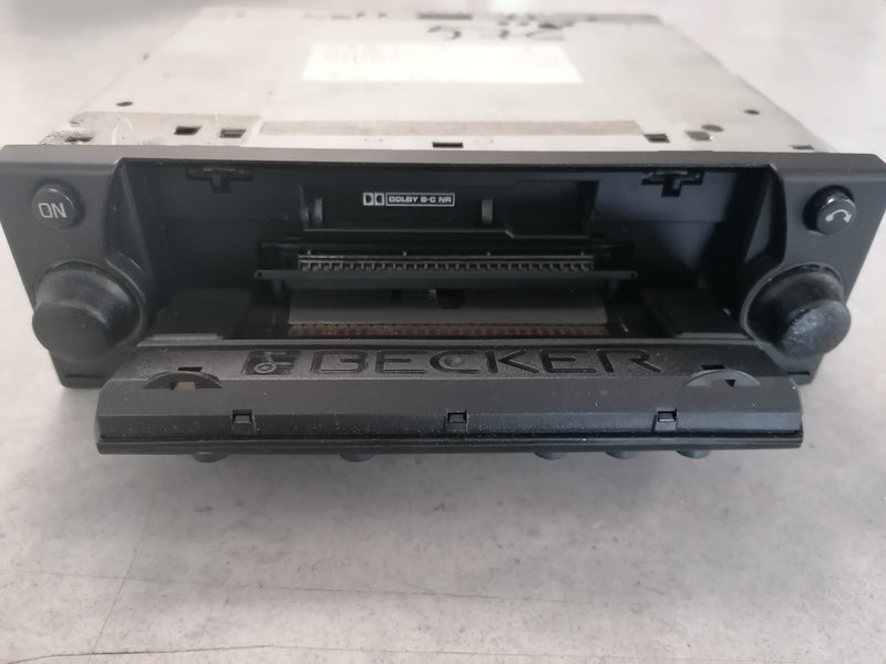 RADIO CASSETTE PLAYER