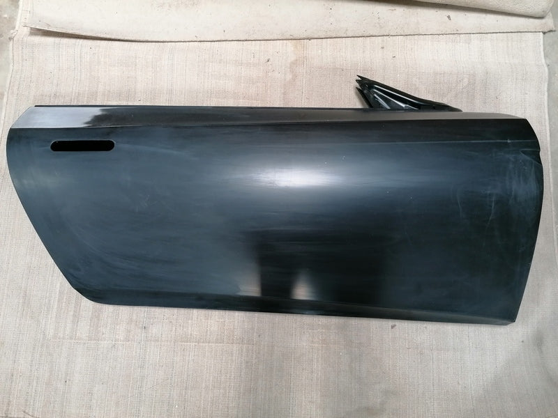 Image of RIGHT FRONT DOOR SHELL ASSEMBLY