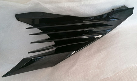 Image of FRONT FENDER LOUVRE VENT - CARBON LEFT