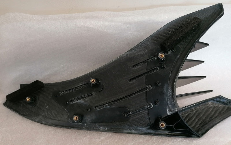 Image of FRONT FENDER LOUVRE VENT - CARBON LEFT