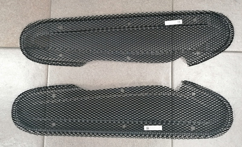 Image of PAIR GLOSS BLACK BONNET VENTS