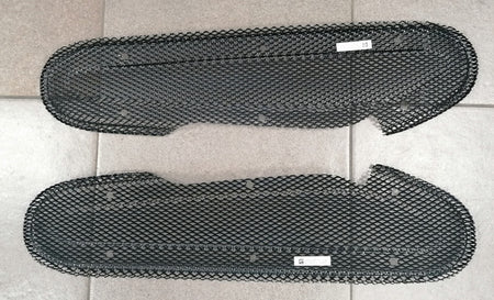 Image of PAIR GLOSS BLACK BONNET VENTS