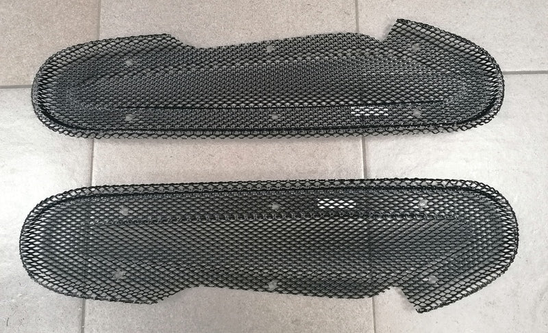 Image of PAIR GLOSS BLACK BONNET VENTS