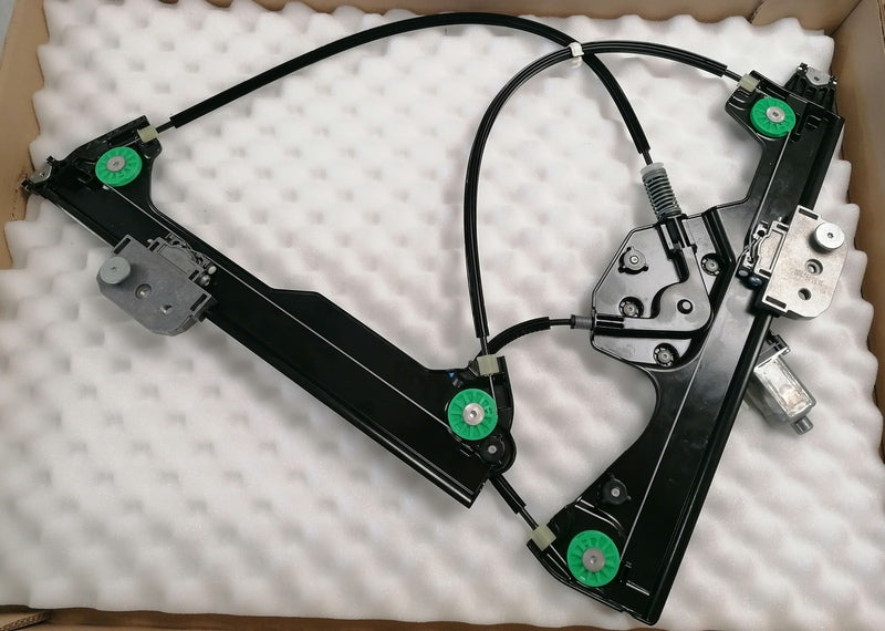 Image of FRONT DOOR WINDOW REGULATOR - RIGHT HAND