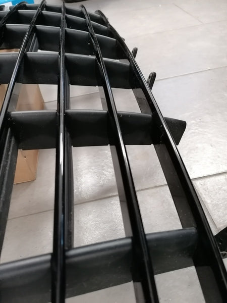 Image of FRONT RADIATOR GRILLE