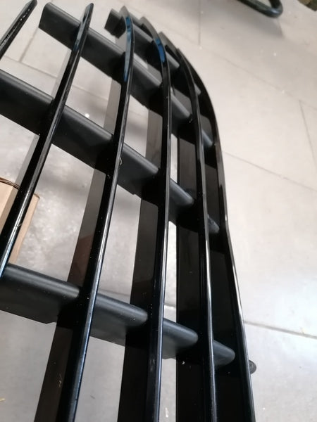 Image of FRONT RADIATOR GRILLE