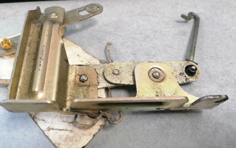 Image of RIGHT HAND RH DOOR LOCK LINK ASSEMBLY