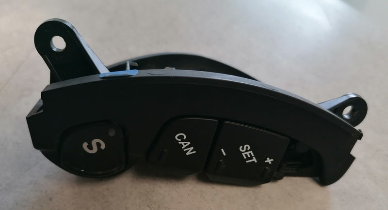 Image of STEERING WHEEL SWITCH FD33 CRUISE CONTROL