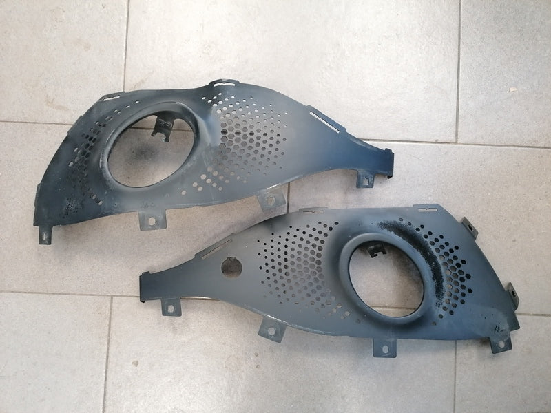 Image of LEFT AND RIGHT (PAIR OF) REAR BUMPER DIFFUSER MESH