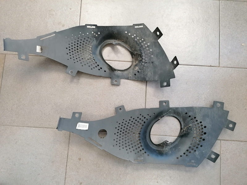 Image of LEFT AND RIGHT (PAIR OF) REAR BUMPER DIFFUSER MESH