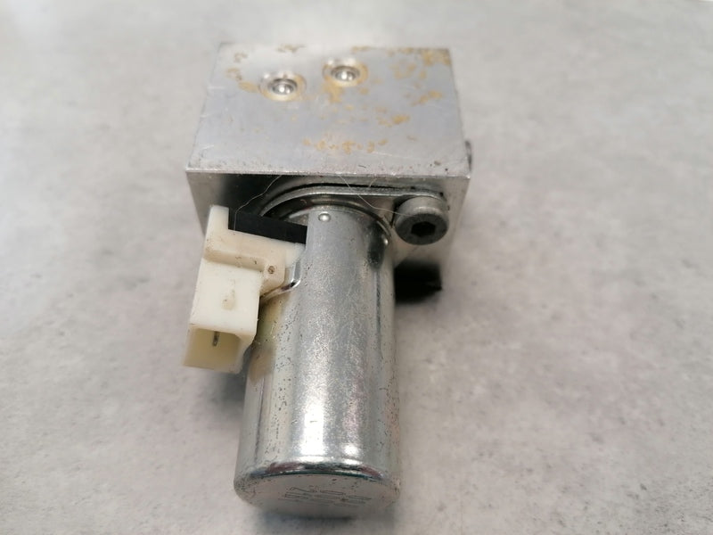 Image of FOLDING POWER ROOF HYDRUALIC LOCK VALVE