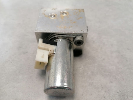 Image of FOLDING POWER ROOF HYDRUALIC LOCK VALVE