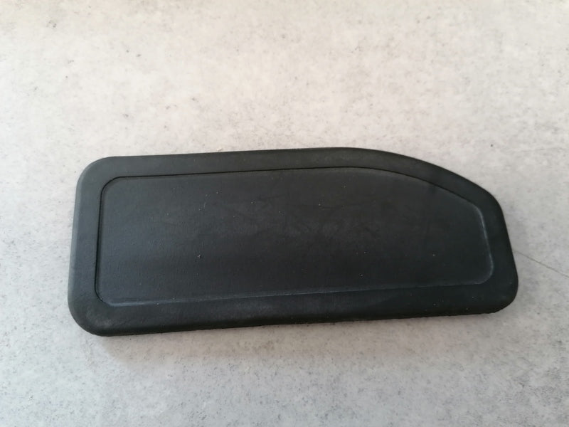 Image of RIGHT HAND REAR DOOR GLASS GROMMET