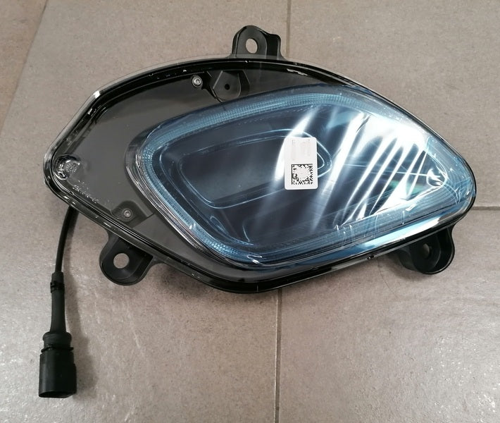 FRONT DAYTIME RUNNING LIGHT WITH INDICATOR - RIGHT