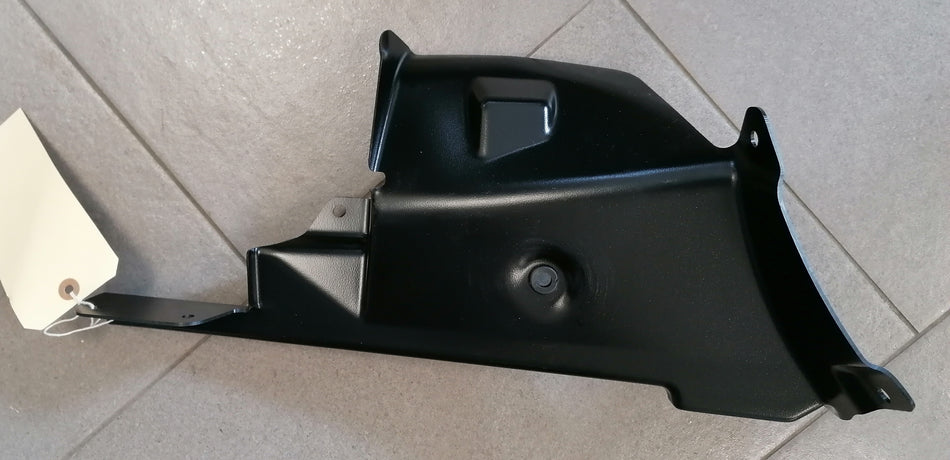 FRONT END LOWER SIDE PANEL - RIGHT