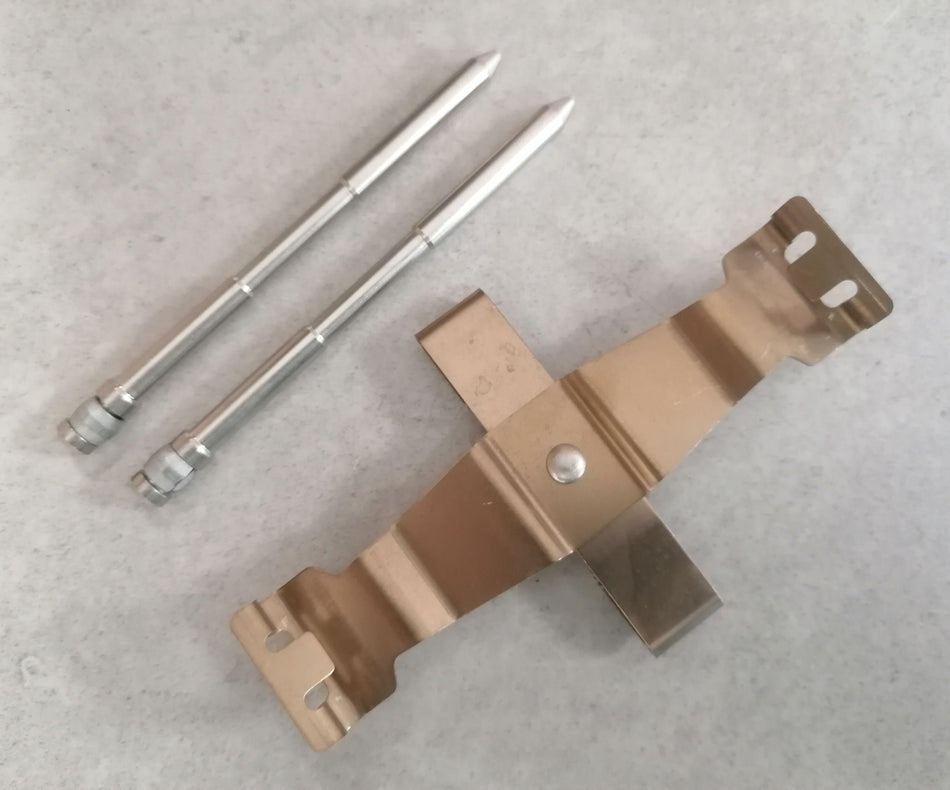REAR BRAKE PAD FITTING KIT PIN AND SPRING