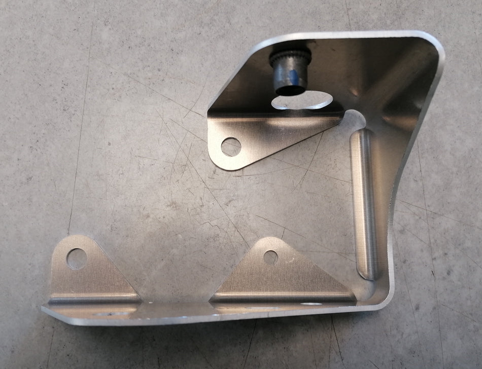 RADIATOR SUPPORT BRACKET - RIGHT HAND