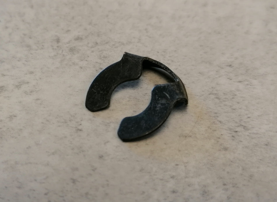 PARKING HANDBRAKE CIRCLIP