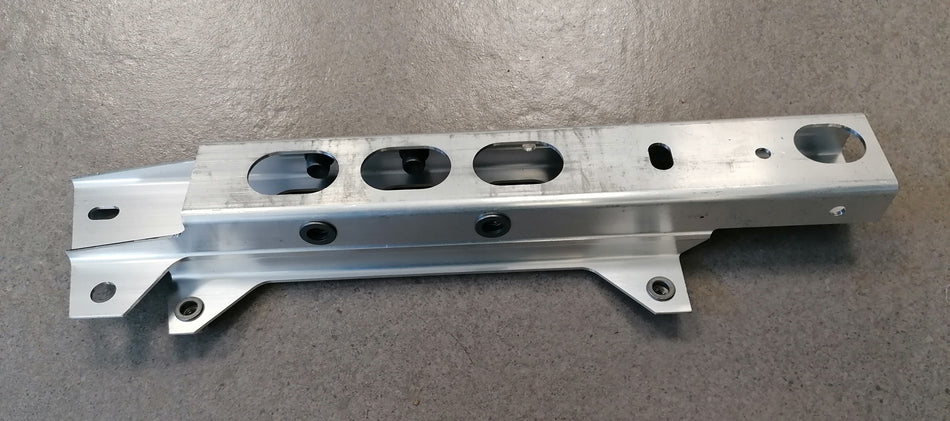 LATCH MOUNT BRACKET - LEFT
