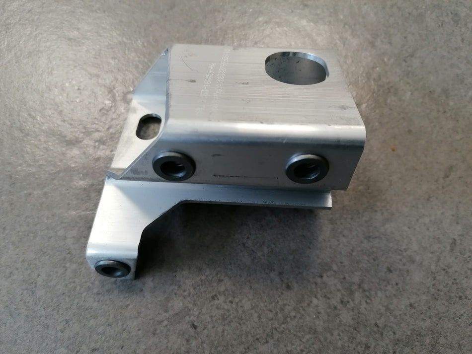BRACKET, LATCH, FRONT, LH