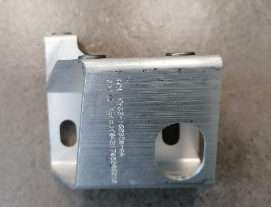 BRACKET, LATCH, FRONT, RH