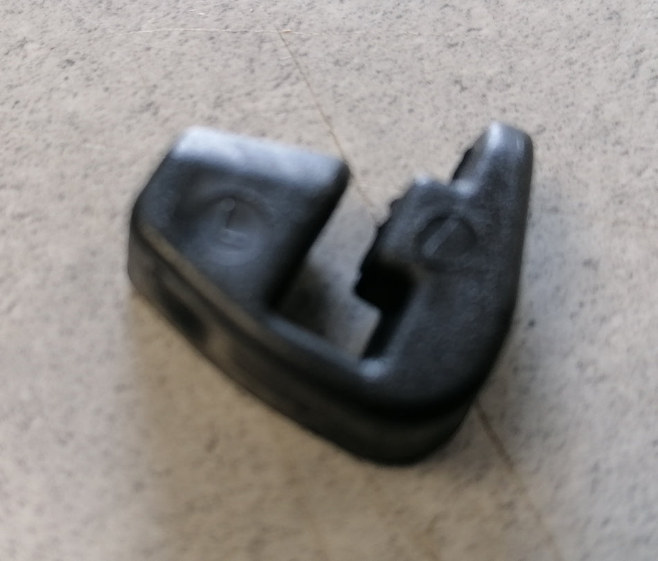 BRACKET, SILL APPLIQUE,
FRONT, LH