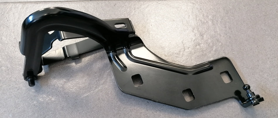 BONNET HINGE RIGHT HAND