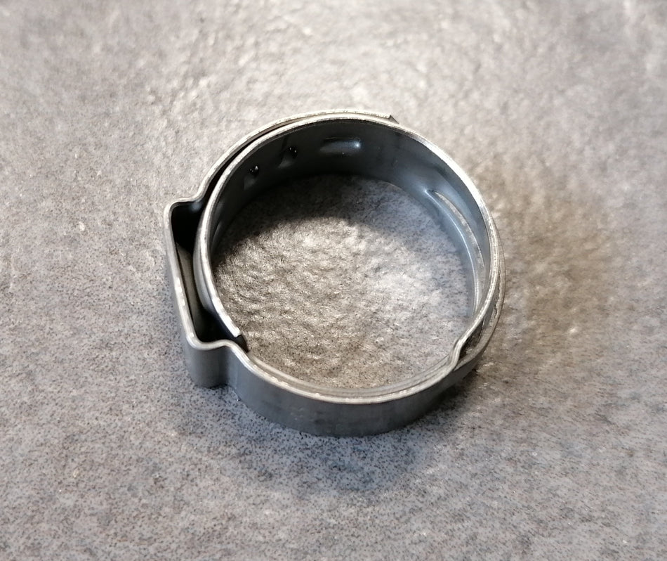 Hose clamp, Oil hose to diff