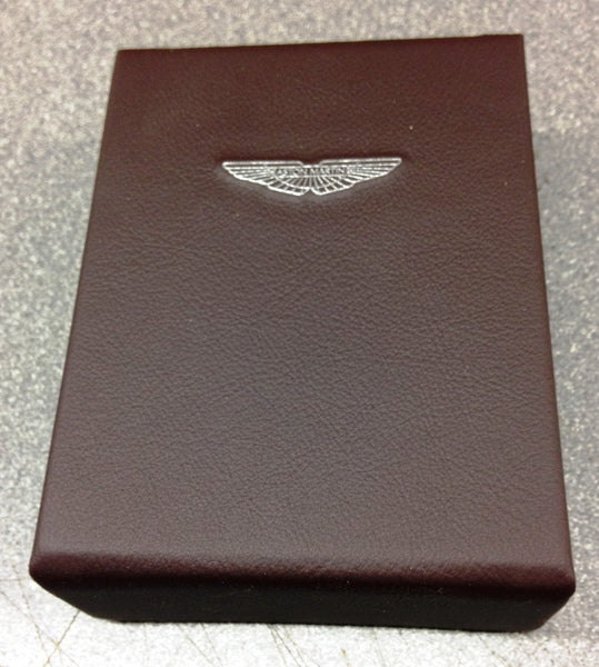 Image of PRESENTATION GIFT BOX INCLUDING LEATHER KEY LOCKET BROWN