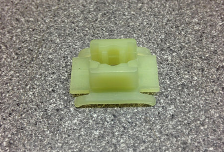 FRONT CARPET TRIM PIN BACKING RETAINER