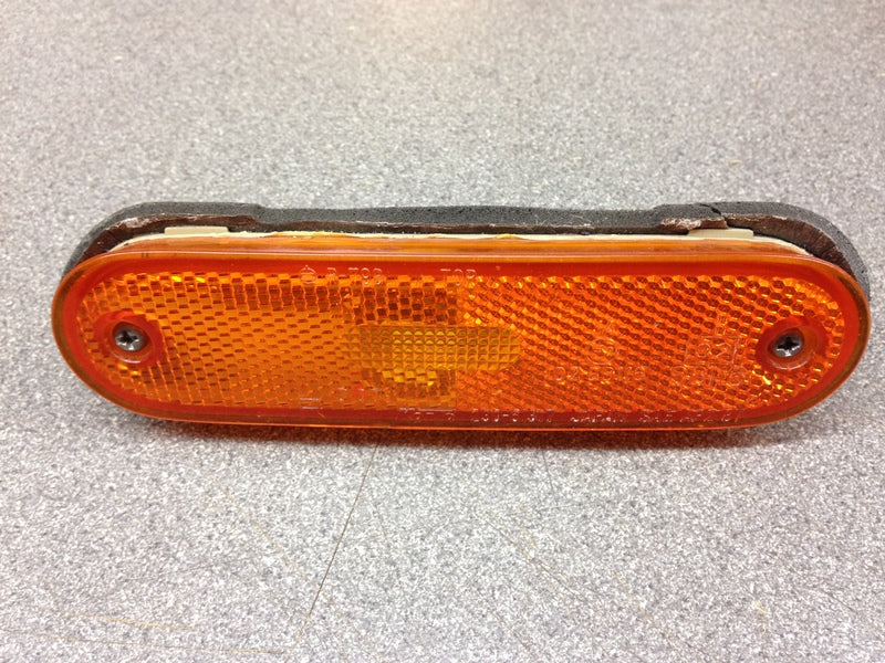 Image of SIDE LIGHT WITH AMBER LENS RIGHT HAND