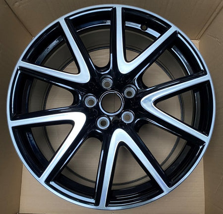Image of 10 SPOKE GLOSS BLACK DIAMOND TURNED FRONT WHEEL