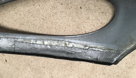 RIGHT FRONT WING FENDER