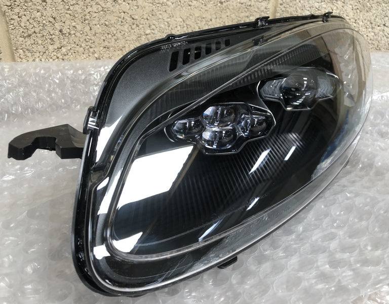 FRONT HEADLIGHT LHD - USA FEDERAL RIGHT HAND