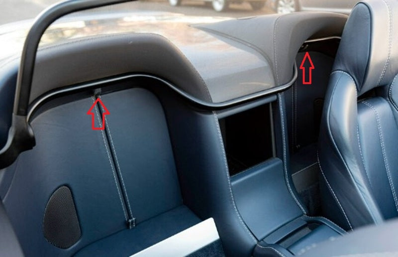 ROADSTER REAR DEFLECTOR COAT HOOK