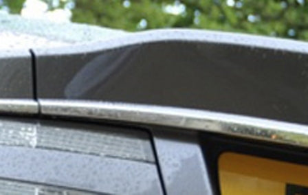 REAR CENTRE CHROME TRUNK FINISHER