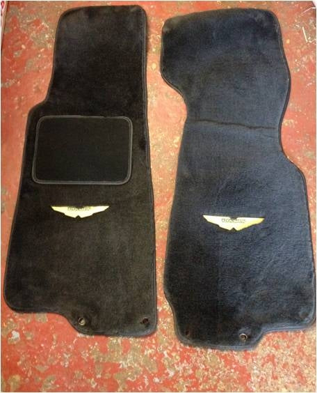 Image of OVER MAT SET BLACK