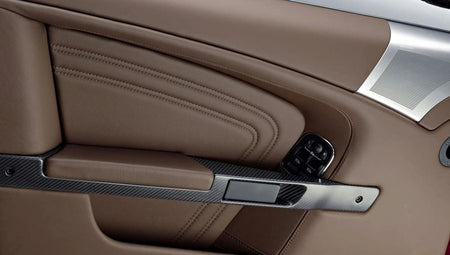 LEFT HAND CARBON FIBRE DOOR HANDLE