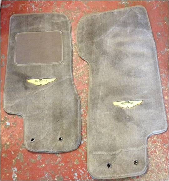 Image of OVER MAT SET SABLE